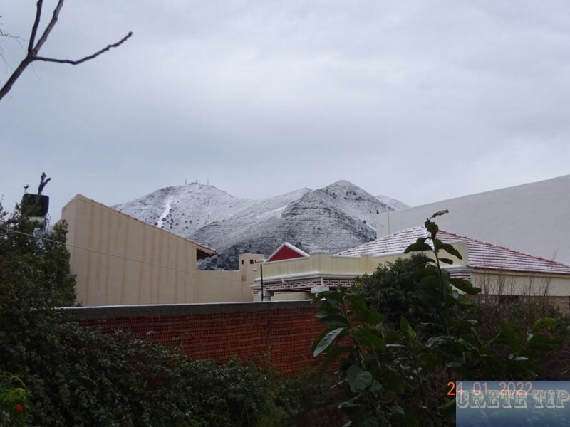 Snow on Crete