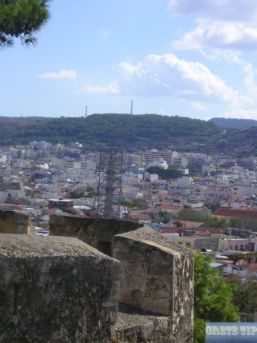 Real estate crisis caused by the collapse of the housing supply 3 Rethymno
