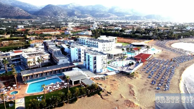 Tourist facilities on Crete