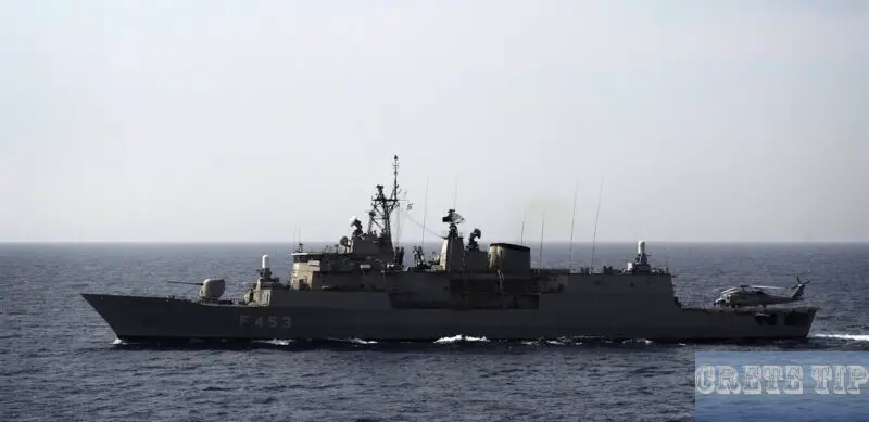 Greek frigate of the Hadra class.