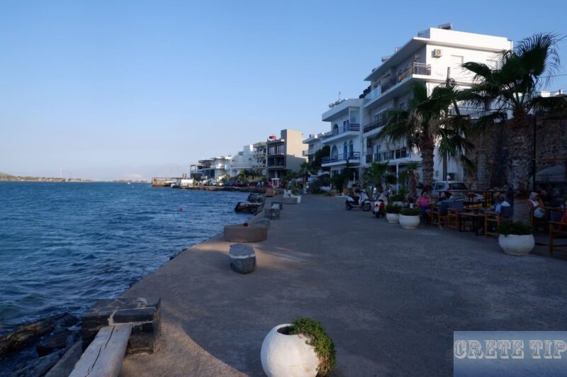 Promenade in Elounda