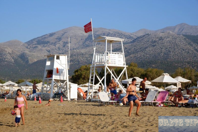 lifeguard tower