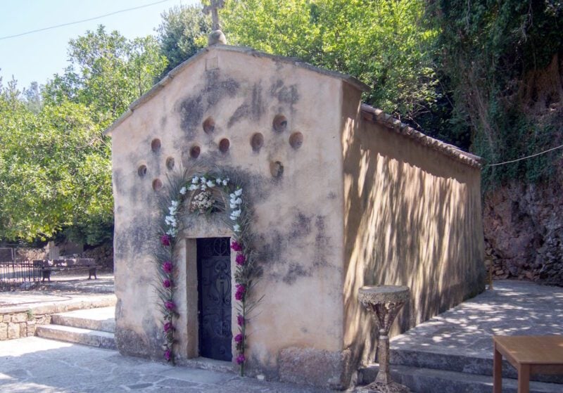 Chania to the East: Discover Souda Bay, Aptera & More 9 Church of Panagia in Alikampos