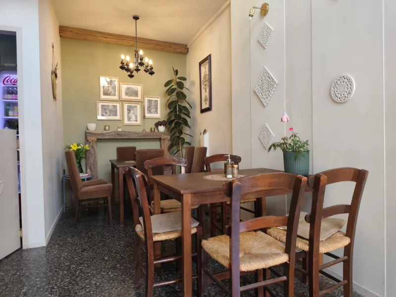 Bellot Heraklion — One of the Best Lunch Options in Crete According to guest reviews 10 bellot heraklion restaurant outdoor 12